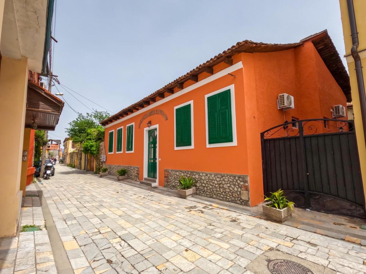 Intown Guesthouse Шкодер Экстерьер фото