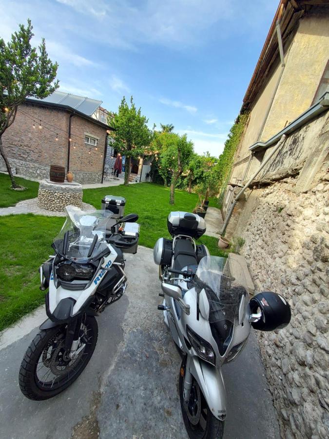 Intown Guesthouse Шкодер Экстерьер фото