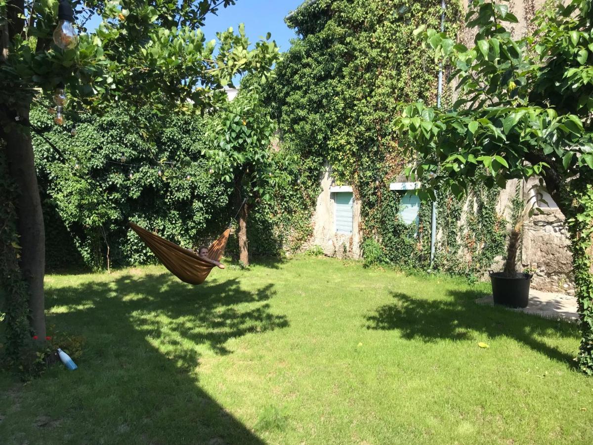 Intown Guesthouse Шкодер Экстерьер фото
